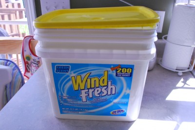 Bucket 400x267 Homemade Liquid Laundry Detergent